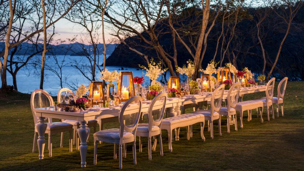 Four Seasons Resort Dinner Party Setting